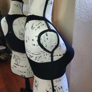 Nine West active. Sports Bra. Size S/M